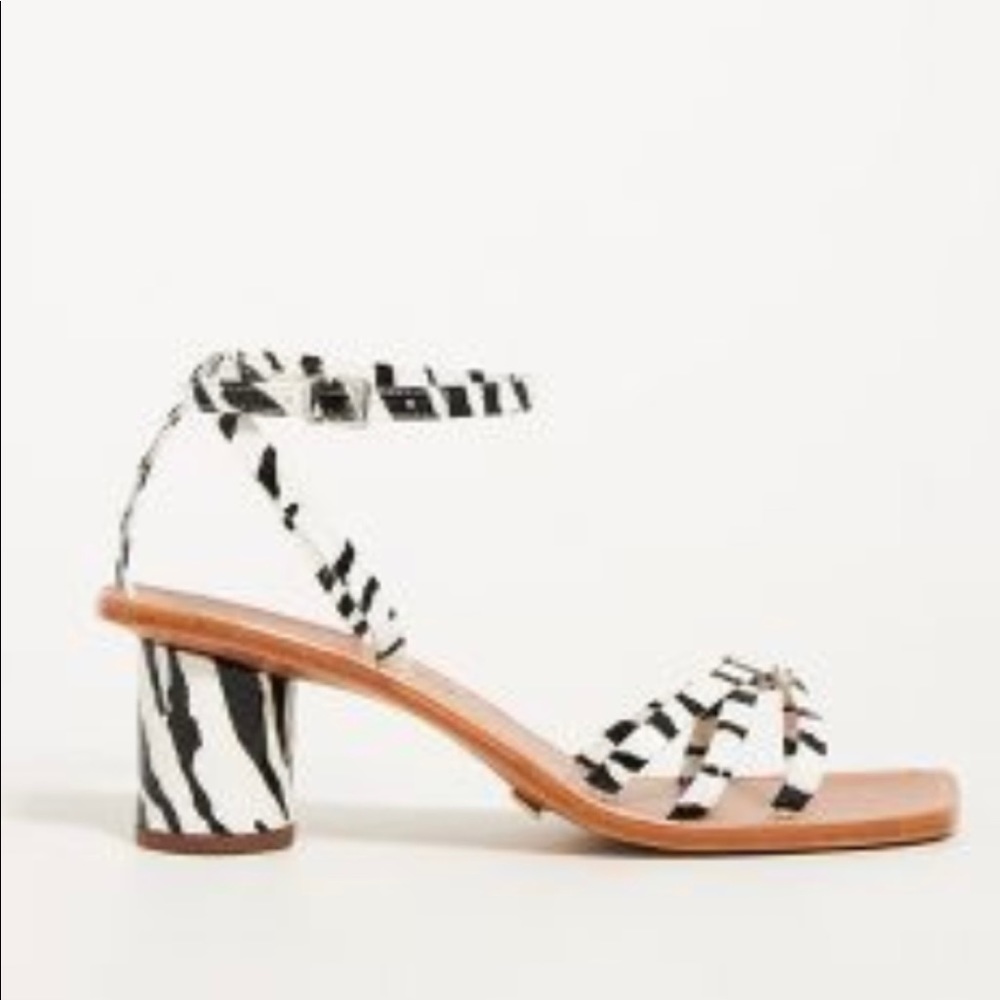 Anthropologie Vicenza Strappy Round-Heeled Sandals Size 7 US/EUR 38